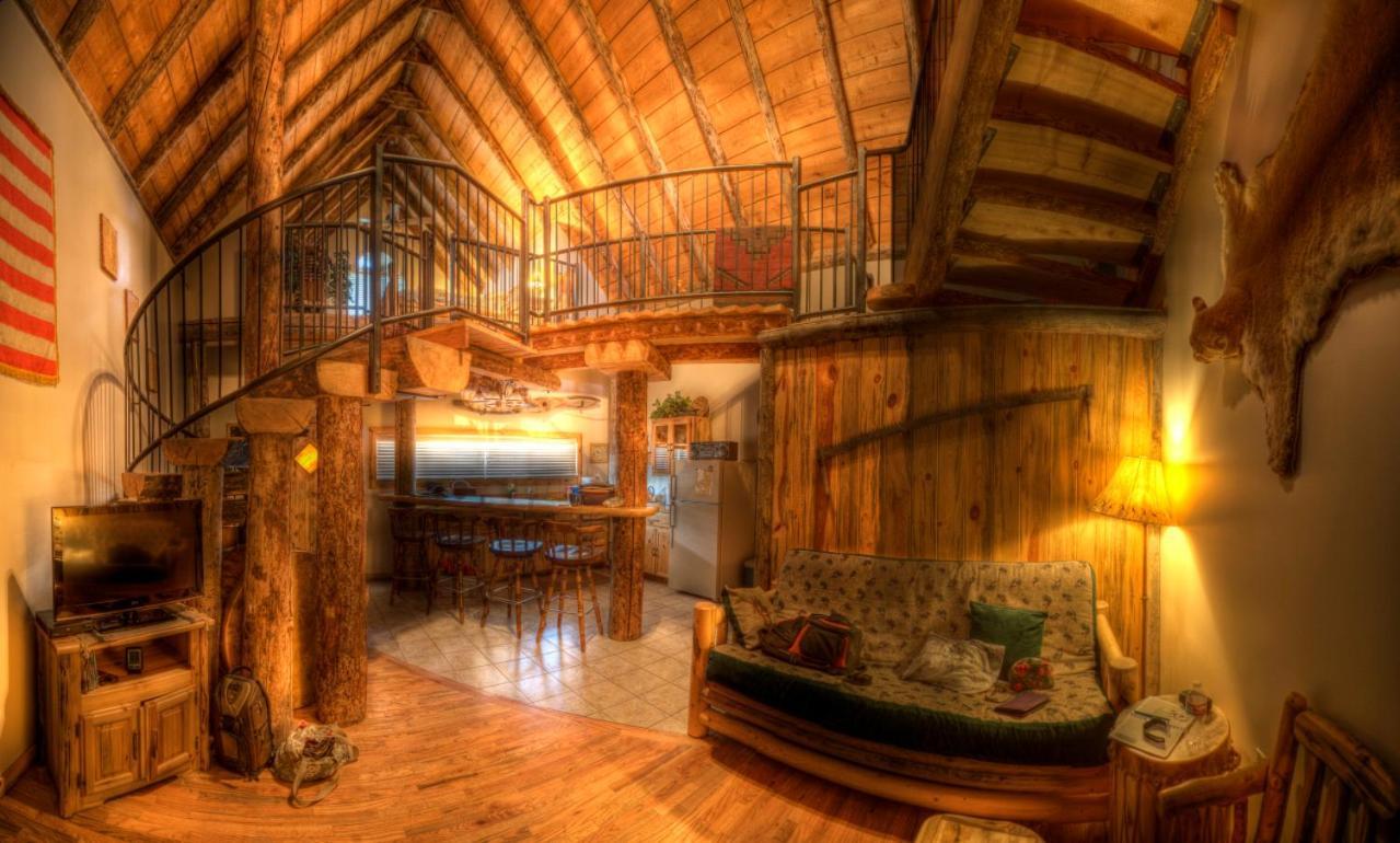Вилла Wild West Retreat Эскаланте Номер фото